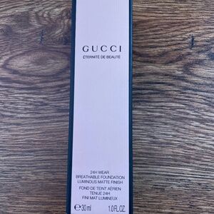 Brand New Gucci 24 Hour Full Coverage Luminous Matte Finish Foundation